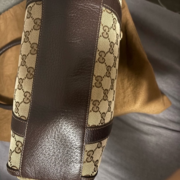 Gucci Brown Monogram Canvas Handbag - Picture 3 of 16